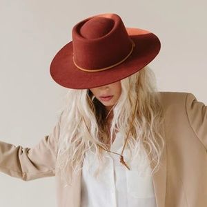 🎩 GIGI PIP HAT!! WREN - FLAT BRIM TELESCOPE CROWN HAT - RUSTY RED